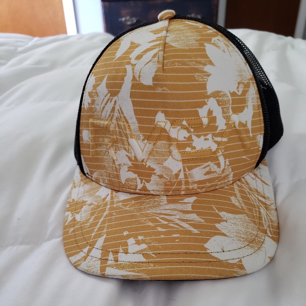 RVCA hat